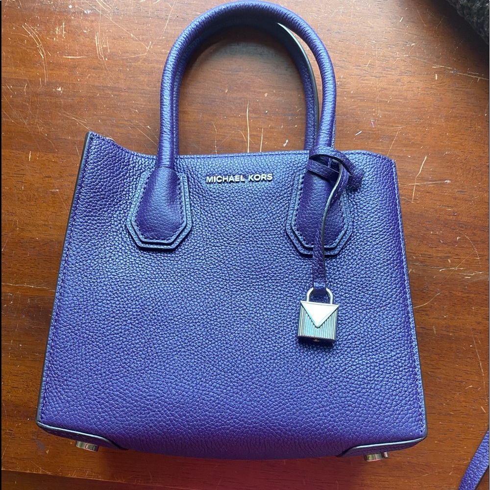 Michael Kors Small Mercer Crossbody